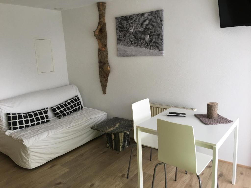 Christall room 5